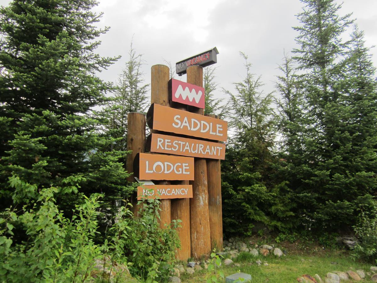 Saddle Mountain Lodge Blue River Exterior photo
